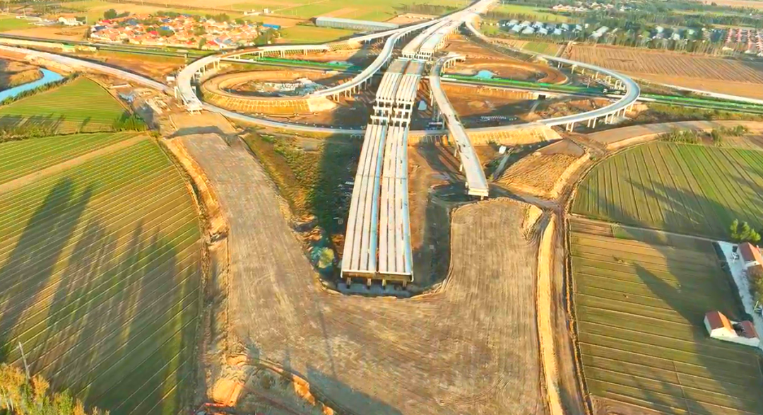 臨武高速?gòu)埛粯屑~互通建設(shè)加速推進(jìn) 臨武高速?gòu)埛粯屑~互通建設(shè)加速推進(jìn)